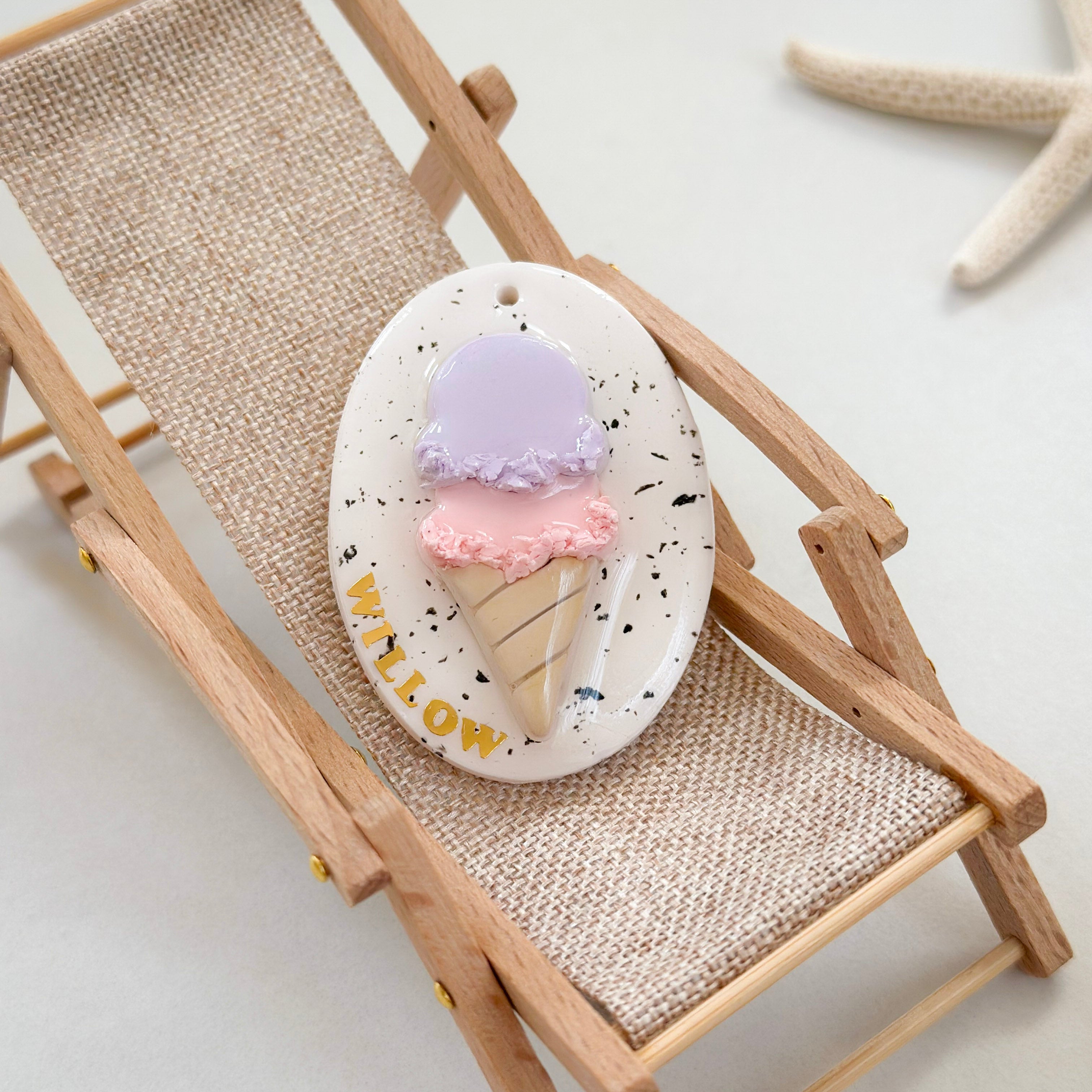 Scoop O’clock - ID Tag for dogs, cats & all pets