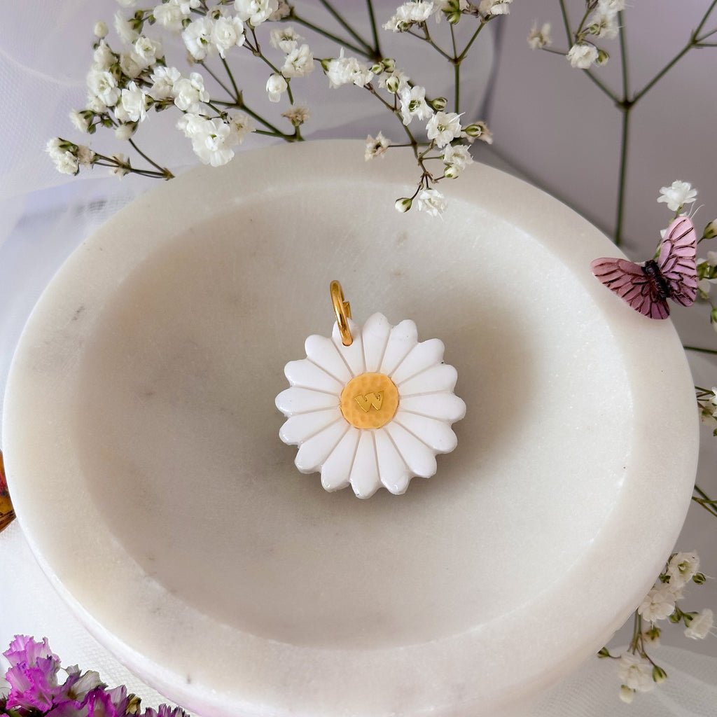 daisy-shaped pet id 